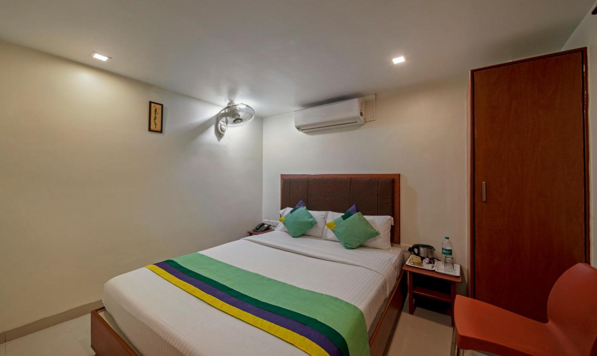 Treebo Sam Residency Ξενοδοχείο Κοϊμπατόρε Εξωτερικό φωτογραφία